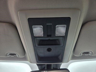 2015 RAM 1500 4WD Crew Cab 5.7 Ft Box Express