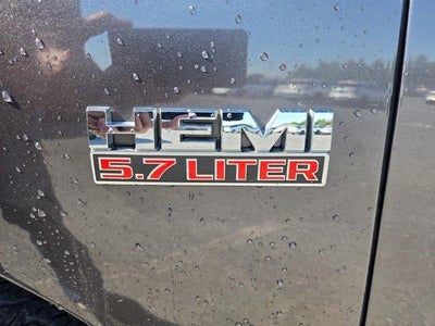 2015 RAM 1500 4WD Crew Cab 5.7 Ft Box Sport