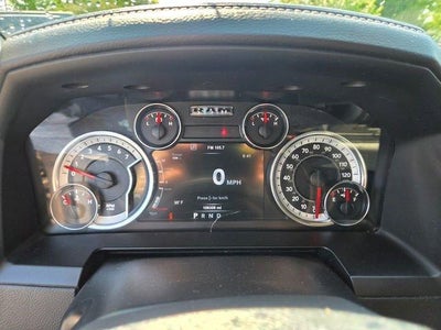 2015 RAM 1500 4WD Crew Cab 5.7 Ft Box Sport