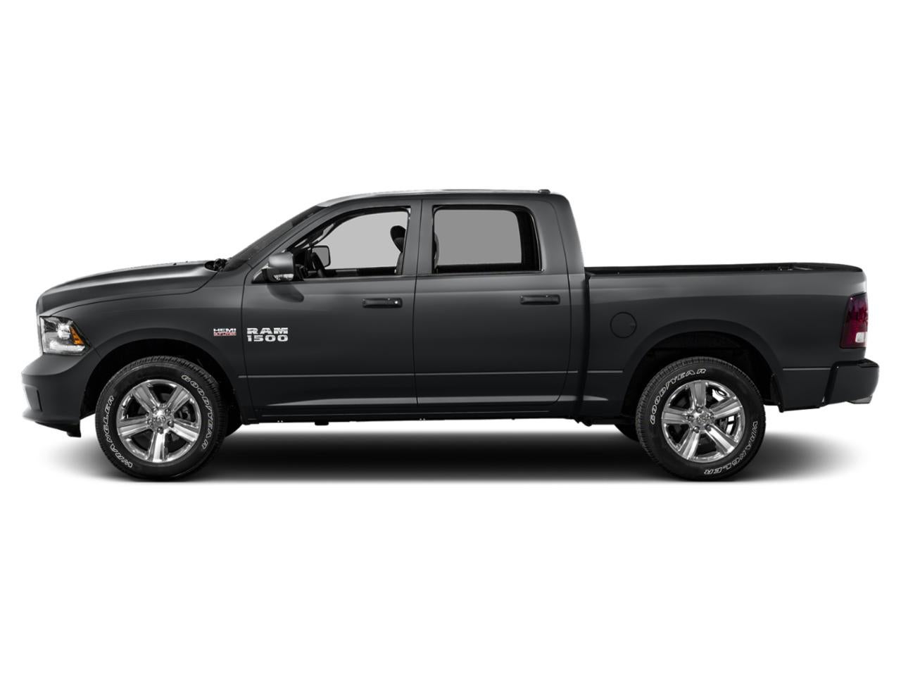 2015 RAM 1500 4WD Crew Cab 5.7 Ft Box Sport
