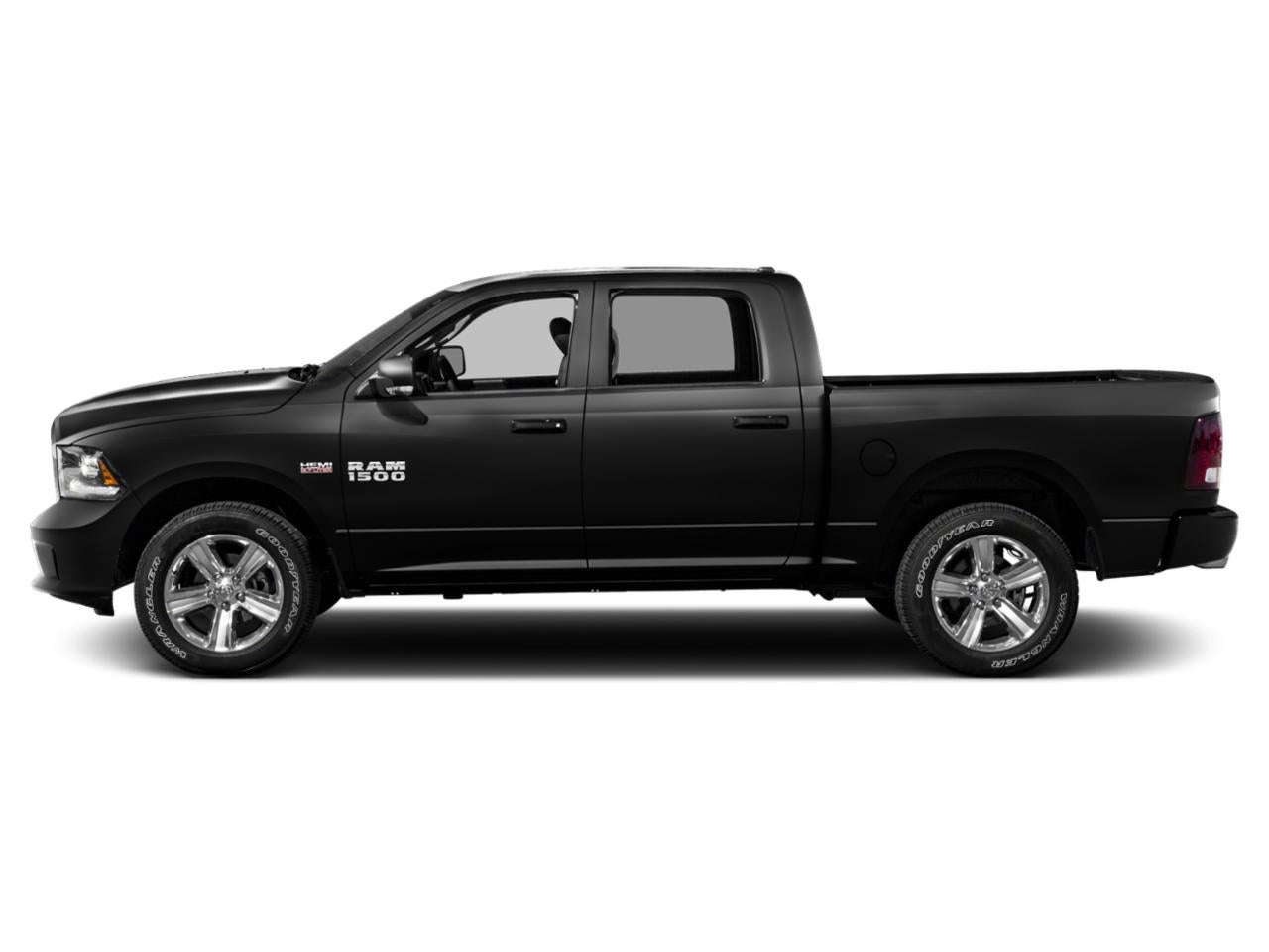 2015 RAM 1500 4WD Crew Cab 5.7 Ft Box Sport