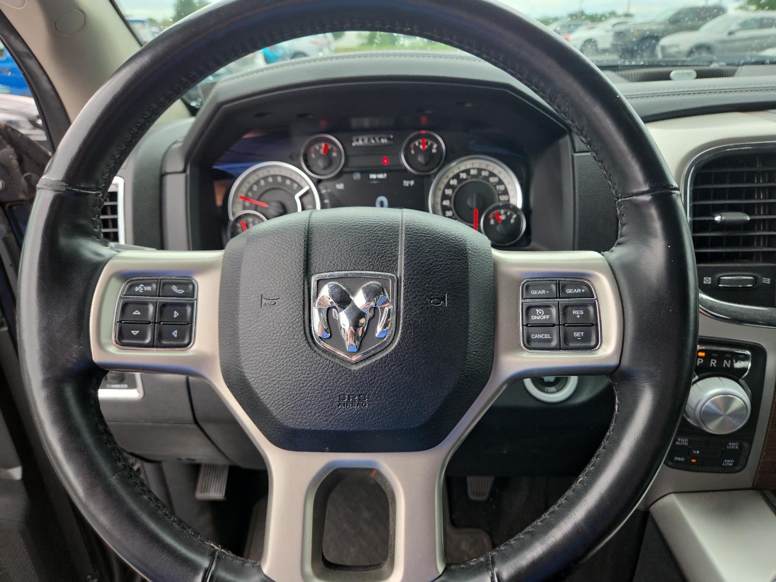 2017 RAM 1500 Laramie 4x4 Crew Cab 5'7" Box