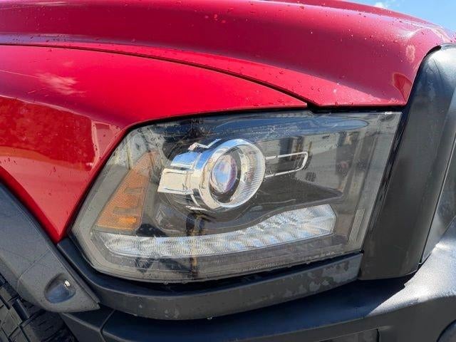 2016 RAM 1500 4WD Crew Cab 5.7 Ft Box Rebel