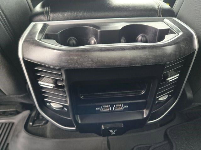 2022 RAM 1500 Big Horn 4x4 Quad Cab 6'4" Box