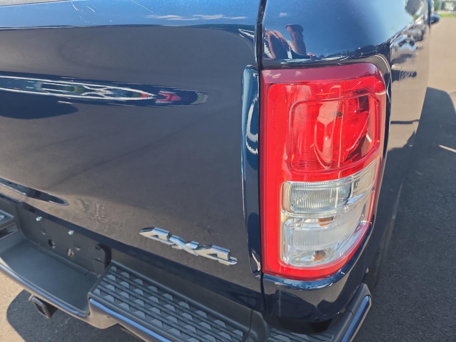 2020 RAM 1500 Big Horn 4x4 Quad Cab 6'4" Box