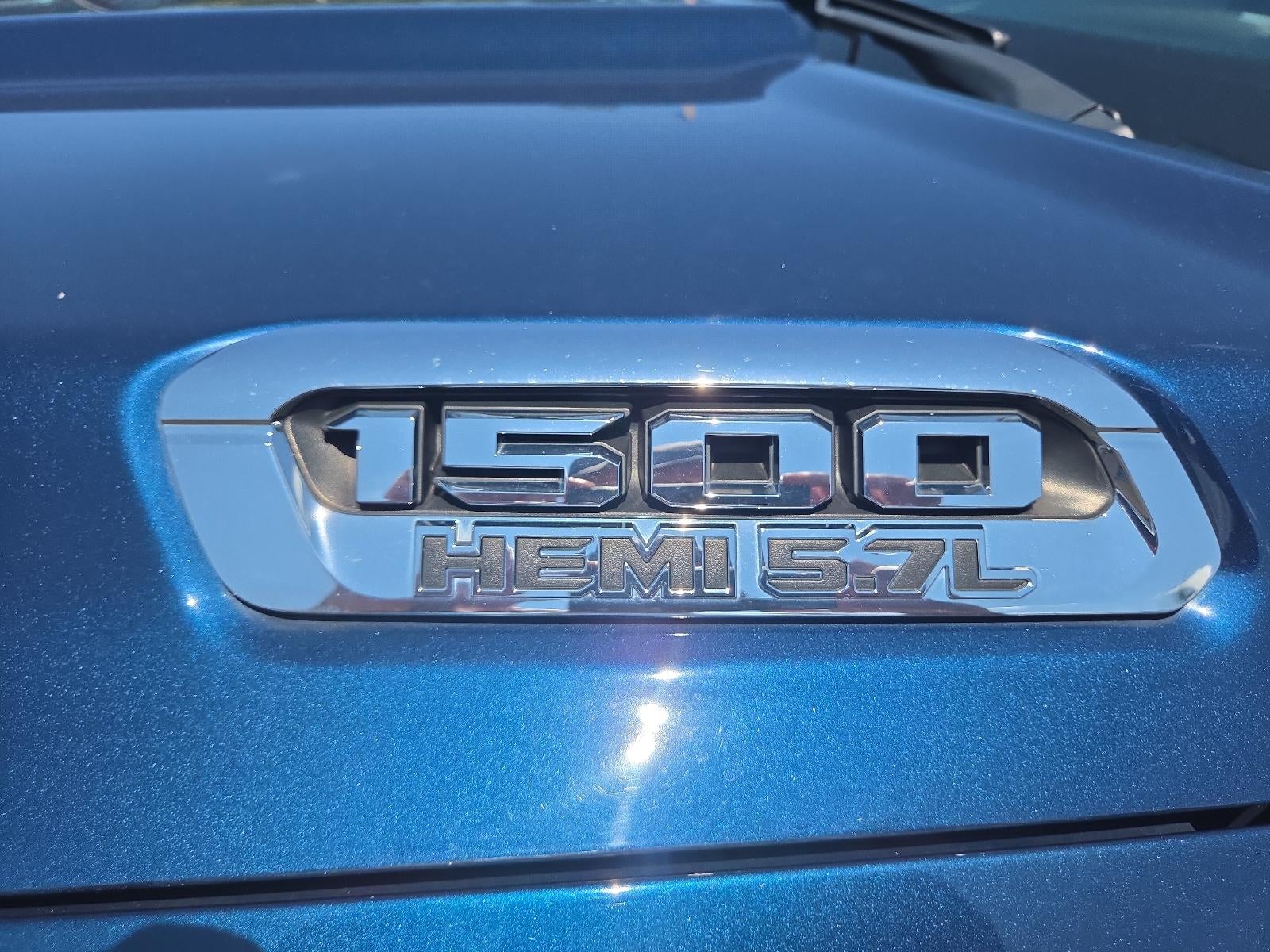 2020 RAM 1500 Big Horn 4x4 Quad Cab 6'4" Box