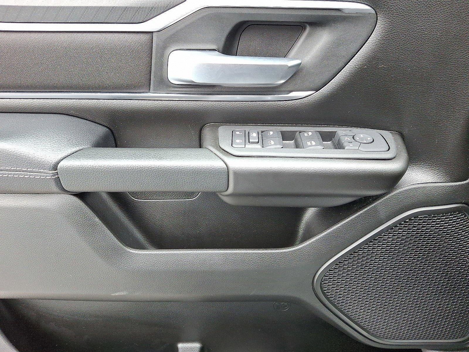 2025 RAM 1500 Big Horn 4x4 Crew Cab 5'7" Box