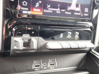 2025 RAM 1500 Big Horn 4x4 Crew Cab 5'7" Box