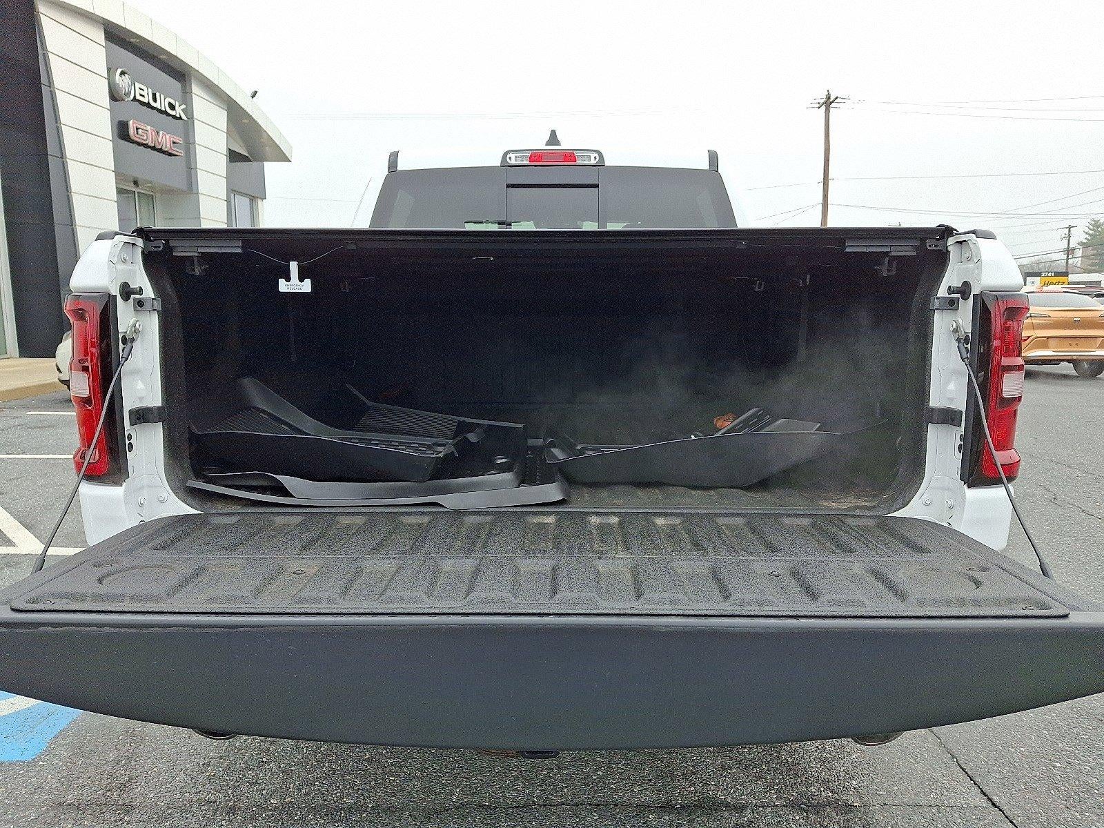 2025 RAM 1500 Big Horn 4x4 Crew Cab 5'7" Box
