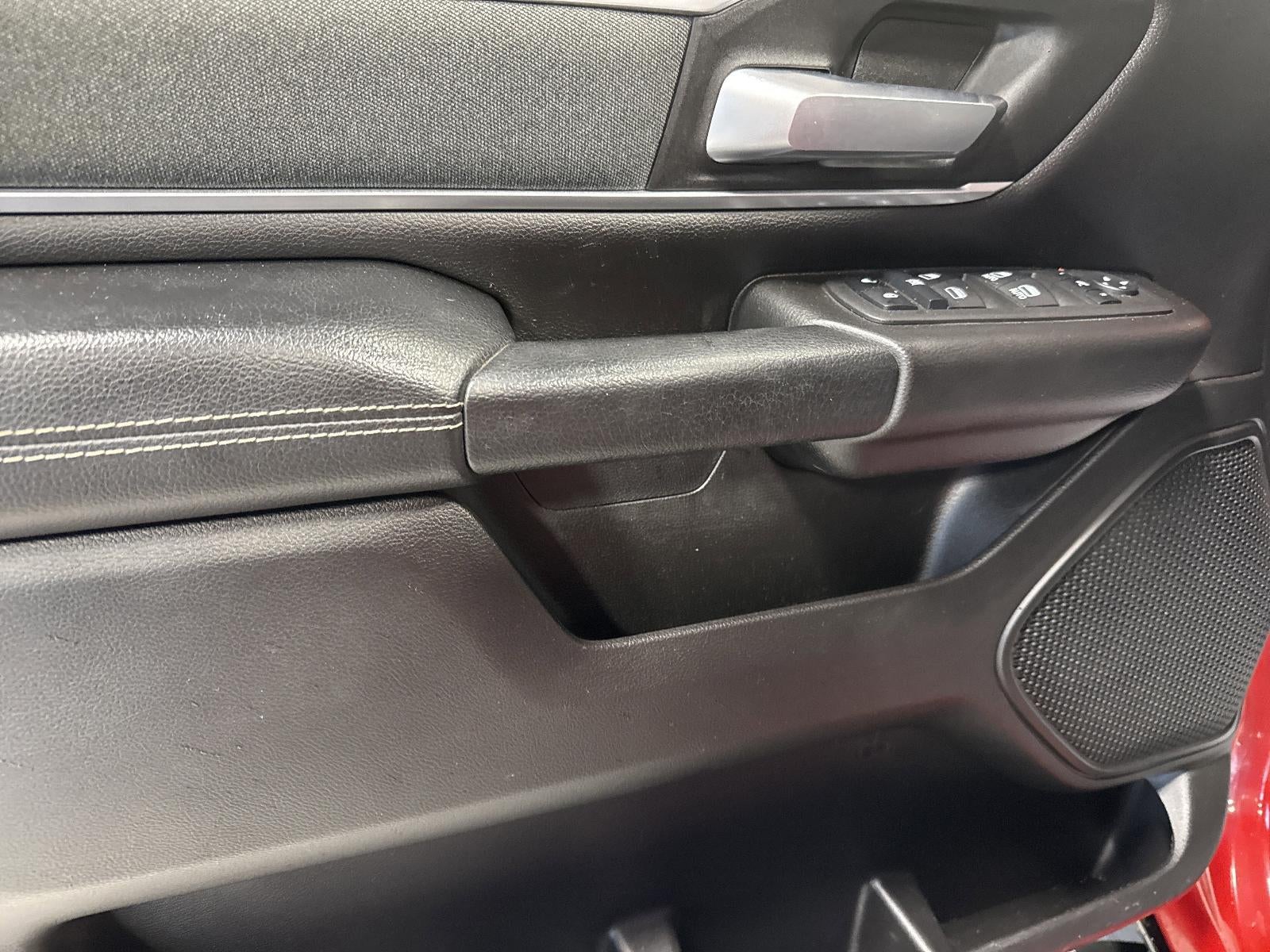 2022 RAM 1500 Big Horn 4x4 Crew Cab 5'7" Box