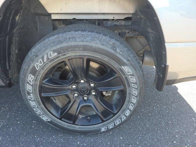 2021 RAM 1500 Big Horn 4x4 Crew Cab 5'7" Box