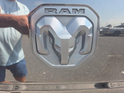 2019 RAM 1500 Big Horn/Lone Star 4x4 Crew Cab 5'7" Box