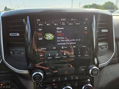 2019 RAM 1500 Big Horn/Lone Star 4x4 Crew Cab 5'7" Box