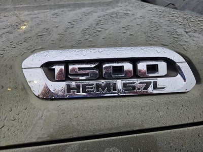 2020 RAM 1500 Big Horn 4x4 Crew Cab 5'7" Box