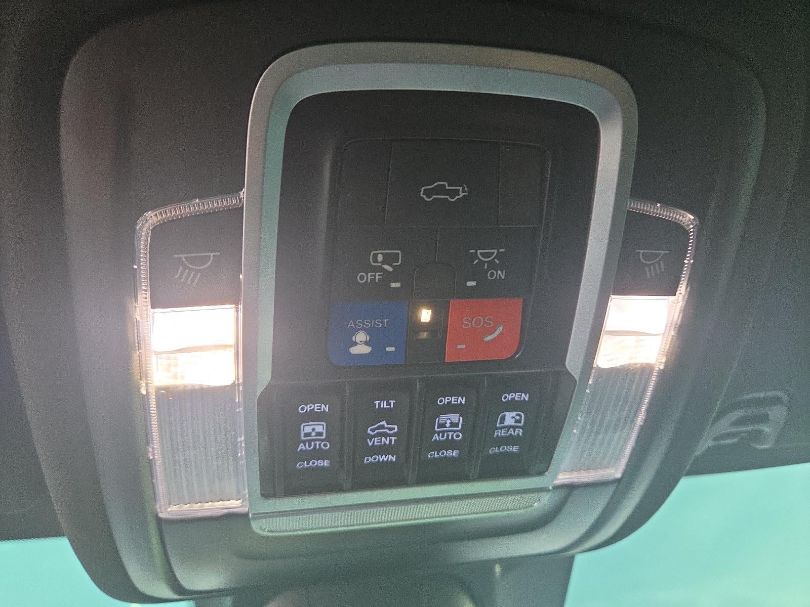 2024 RAM 1500 Limited 4x4 Crew Cab 5'7" Box