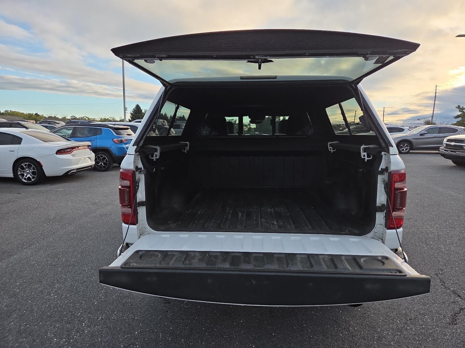2019 RAM 1500 Limited 4x4 Crew Cab 5'7" Box