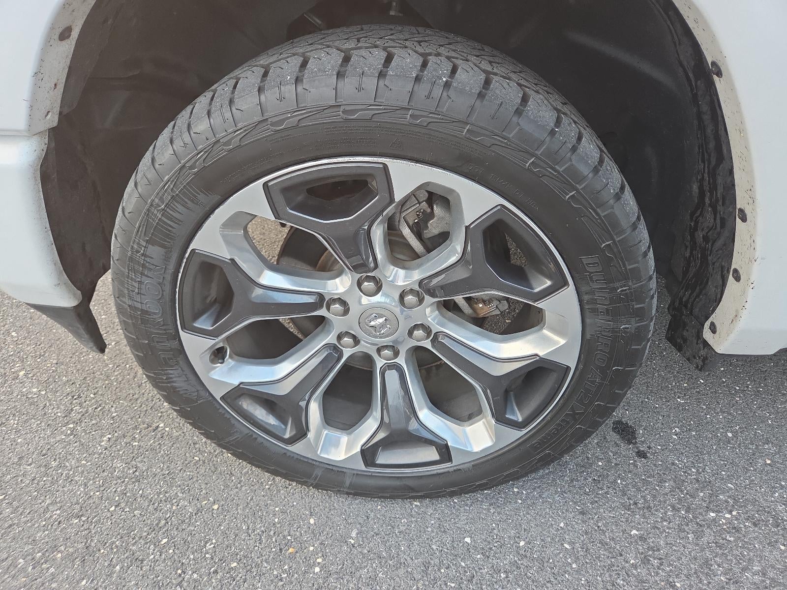 2019 RAM 1500 Limited 4x4 Crew Cab 5'7" Box