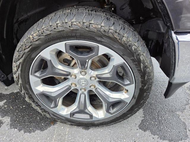 2019 RAM 1500 Limited 4x4 Crew Cab 5'7" Box