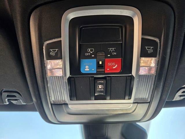 2025 RAM 1500 Laramie 4x4 Crew Cab 5'7" Box