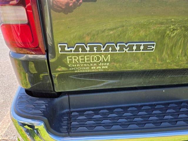 2019 RAM 1500 Laramie 4x4 Crew Cab 5'7" Box