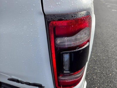 2021 RAM 1500 Laramie 4x4 Crew Cab 5'7" Box