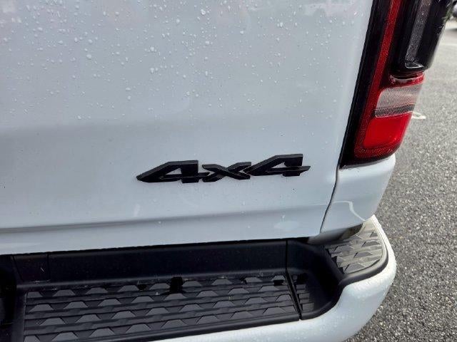 2021 RAM 1500 Laramie 4x4 Crew Cab 5'7" Box