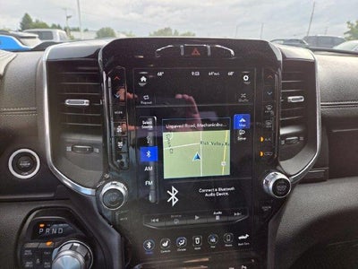 2021 RAM 1500 Laramie 4x4 Crew Cab 5'7" Box
