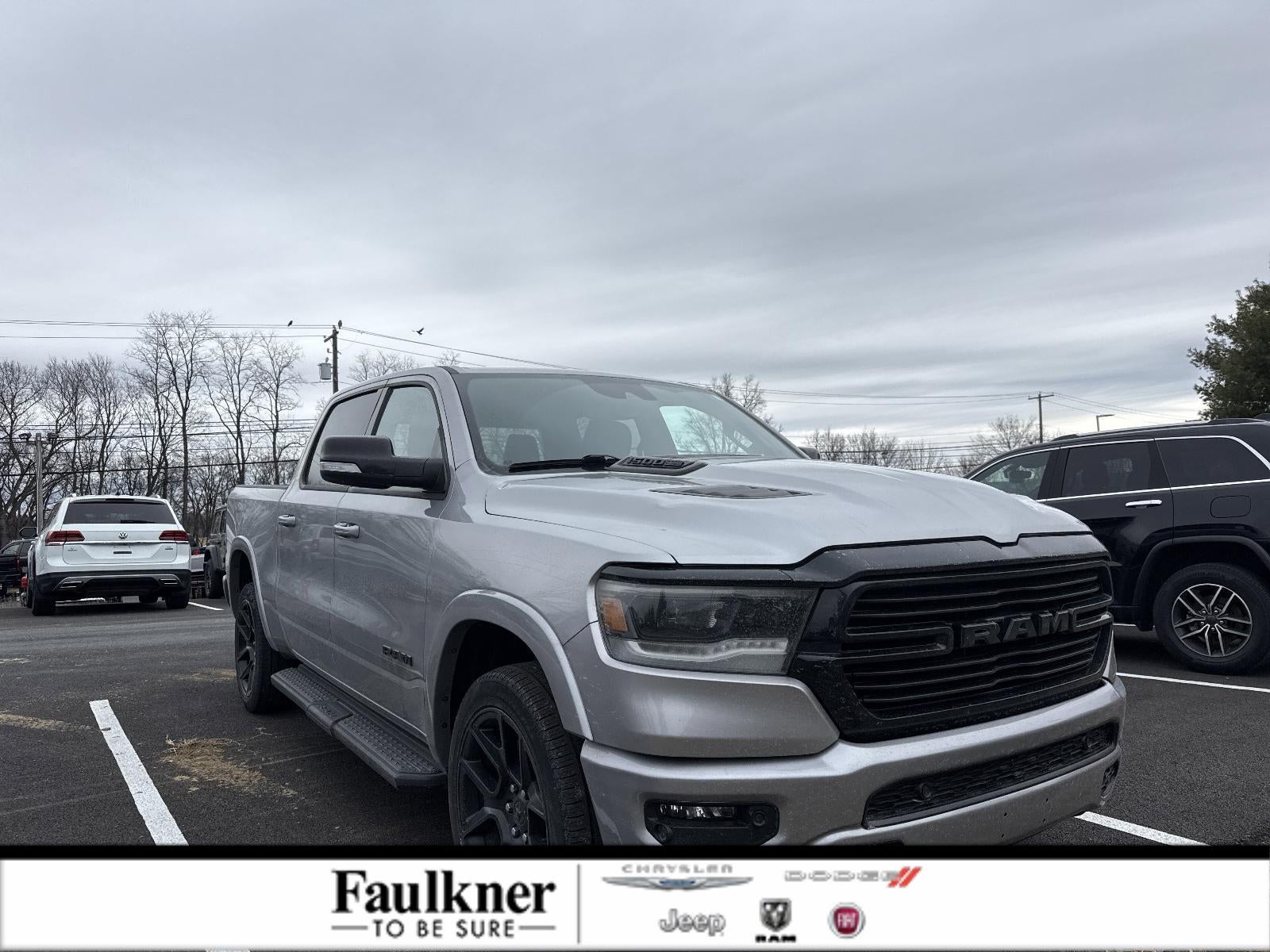 2022 RAM 1500 Laramie 4x4 Crew Cab 5'7" Box