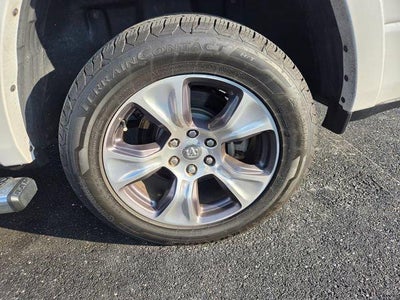 2021 RAM 1500 Laramie 4x4 Crew Cab 5'7" Box