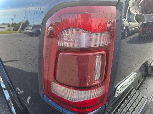 2022 RAM 1500 Longhorn 4x4 Crew Cab 5'7" Box