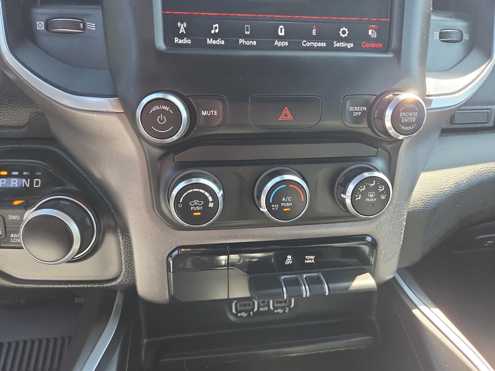 2021 RAM 1500 Big Horn 4x4 Crew Cab 6'4" Box