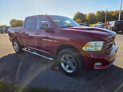 2011 RAM 1500 4WD Crew Cab 5.7 Ft Box Sport