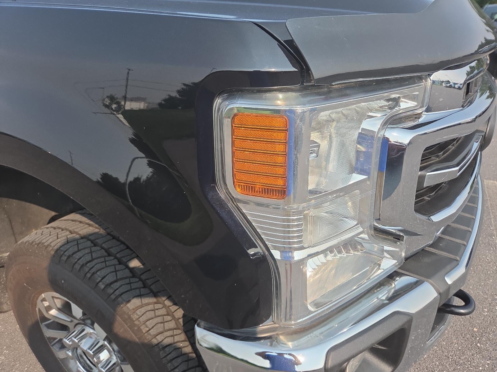 2022 Ford Super Duty F-250 SRW LARIAT 4WD Crew Cab 6.75' Box