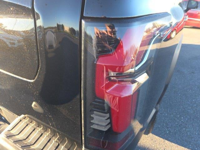 2025 Chevrolet Silverado EV e4WD Crew Cab Extended Range LT