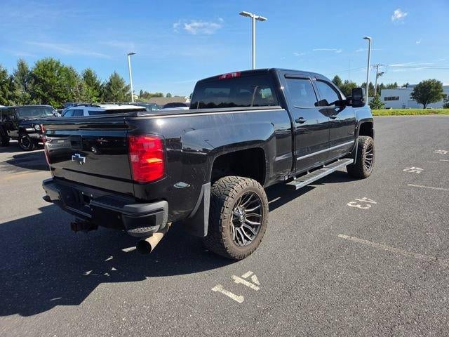 2015 Chevrolet Silverado 2500HD Built After Aug 14 Crew Cab Standard Box 4-Wheel Drive High Country