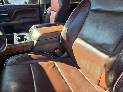 2015 Chevrolet Silverado 2500HD Built After Aug 14 Crew Cab Standard Box 4-Wheel Drive High Country