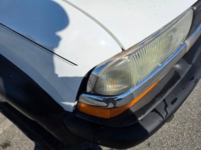 2003 Chevrolet S-10 LS