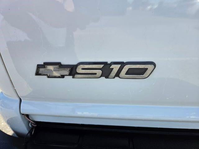2003 Chevrolet S-10 LS