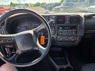 2003 Chevrolet S-10 LS