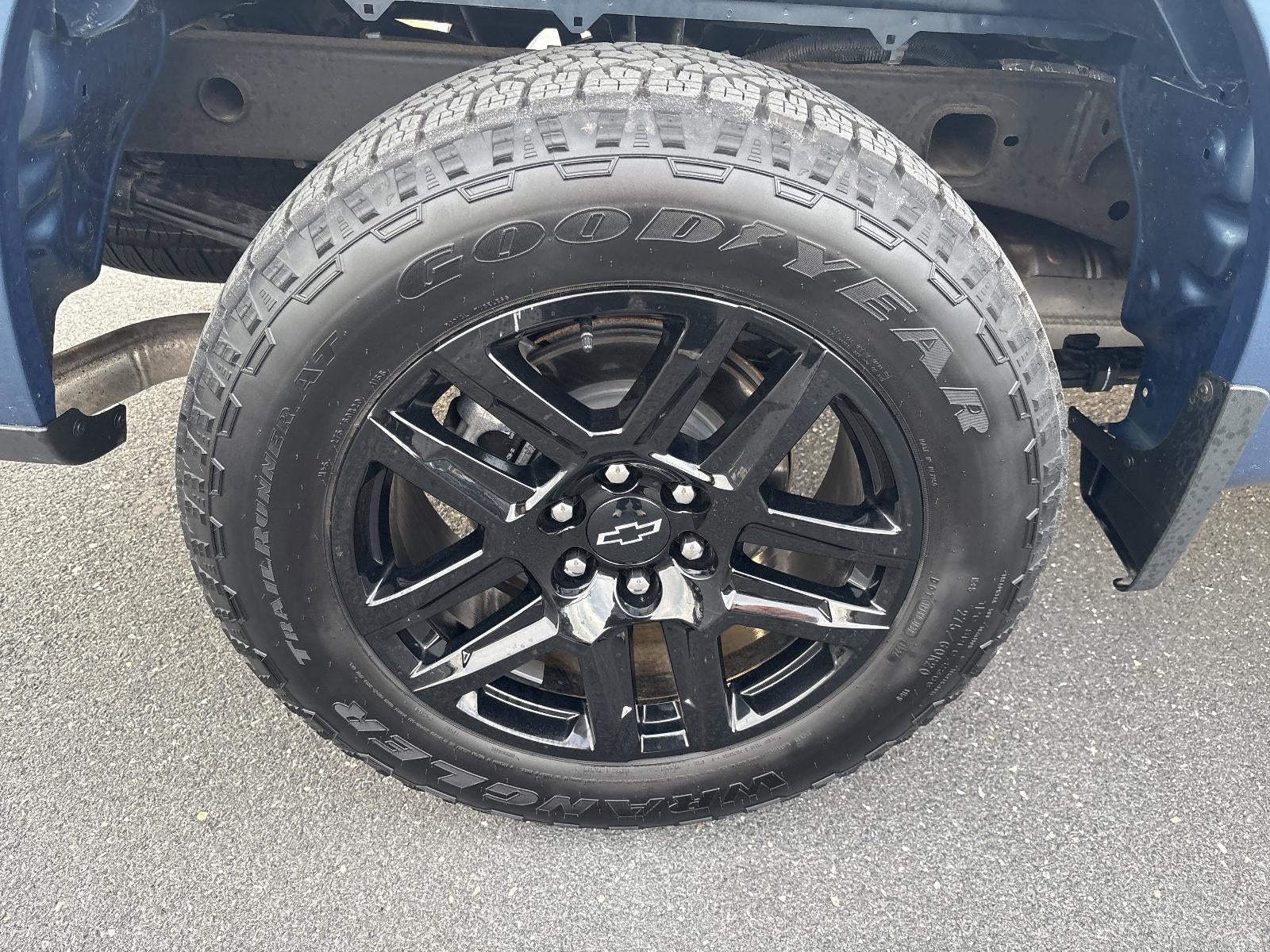 2024 Chevrolet Silverado 1500 Crew Cab Short Box 4-Wheel Drive Custom