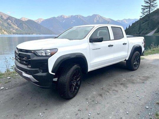 2023 Chevrolet Colorado Crew Cab Short Box 4-Wheel Drive Trail Boss
