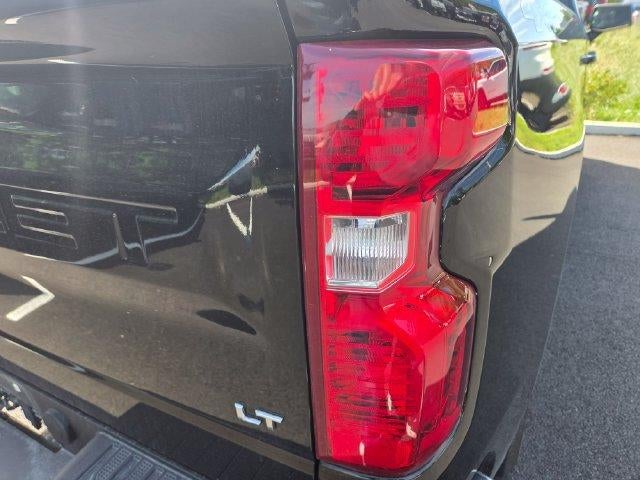 2025 Chevrolet Silverado 1500 Double Cab Standard Box 4-Wheel Drive LT 1LT