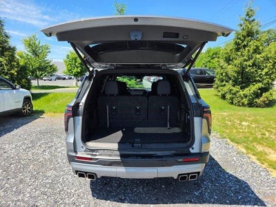 2024 Chevrolet Traverse LT w/2LT