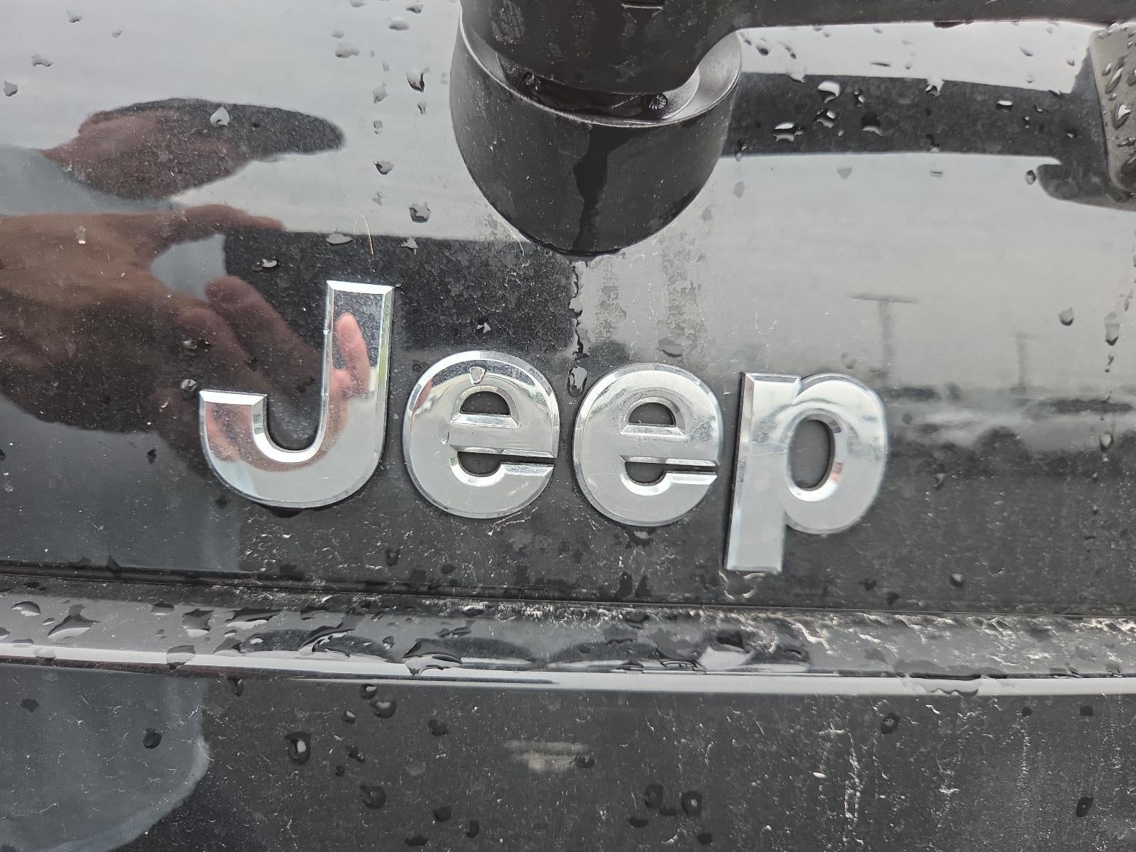 2007 Jeep Grand Cherokee 4WD 4dr SRT-8