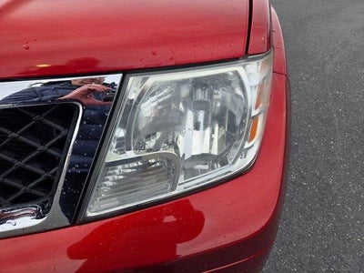 2012 Nissan Frontier 4WD King Cab Auto SV