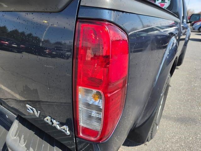 2017 Nissan Frontier 2017.5 Crew Cab 4x4 SV V6 Auto