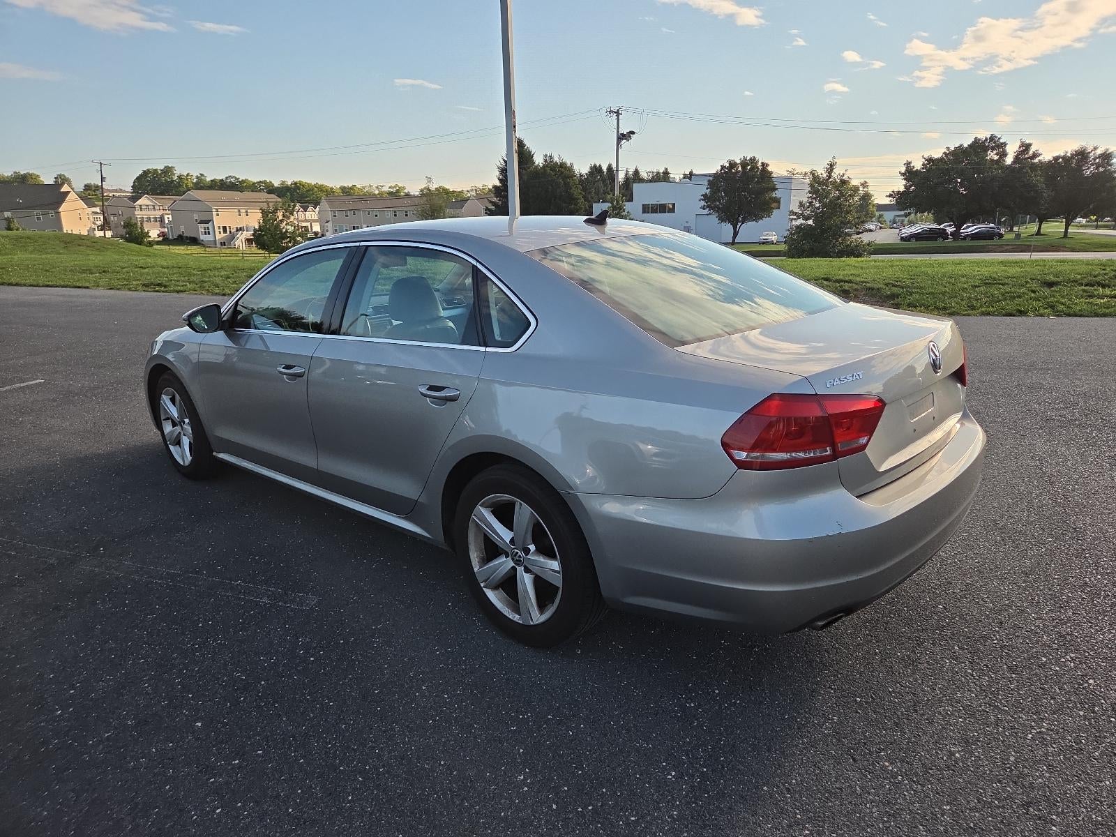 2012 Volkswagen Passat 4dr Sdn 2.5L Auto SE PZEV