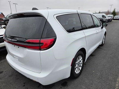 2025 Chrysler Pacifica Select FWD