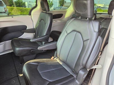 2024 Chrysler Pacifica Touring L FWD