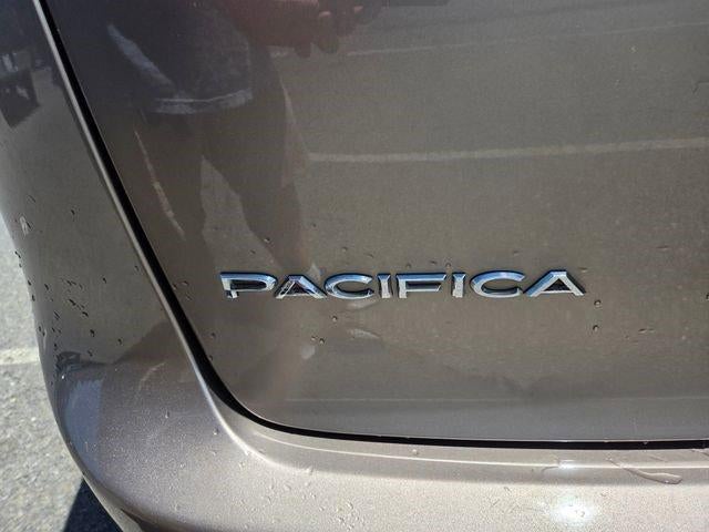 2017 Chrysler Pacifica Touring-L Plus FWD